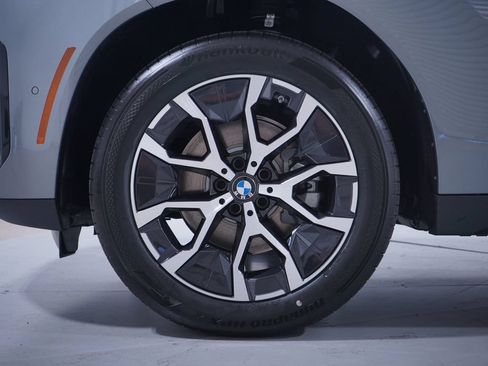 Used 2026 BMW X3 xDrive30i w/ Convenience Package AWD/4WD image 2