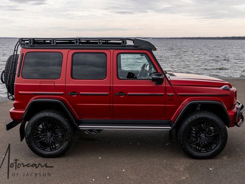 Used 2022 Mercedes-Benz G 63 AMG Squared image 31