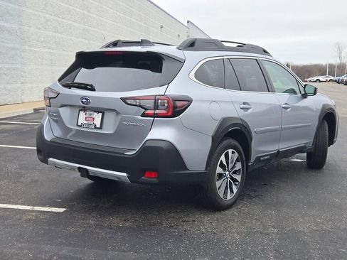 Certified 2025 Subaru Outback Limited w/ Popular Package #2 AWD/4WD image 11