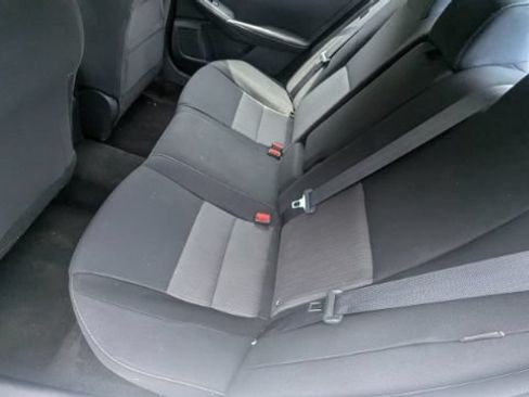 Used 2021 Nissan Sentra SV FWD image 18