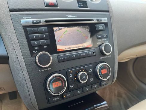 Used 2011 Nissan Altima 2.5 SL w/ 2.5SL Pkg FWD image 25