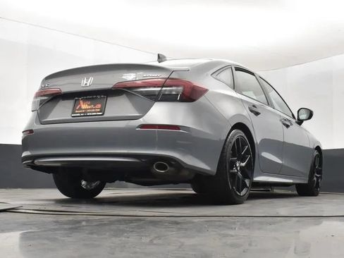 Used 2025 Honda Civic Sport image 13