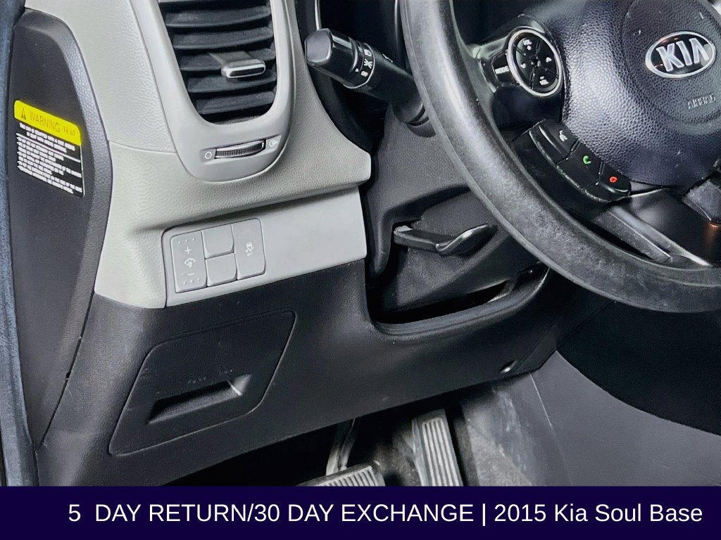 Used 2015 Kia Soul FWD image 12