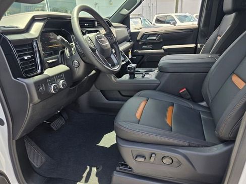 Used 2026 GMC Sierra 1500 AT4 w/ AT4 Premium Package AWD/4WD image 11
