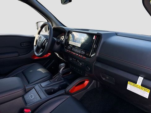 New 2026 Nissan Frontier Pro-X image 30