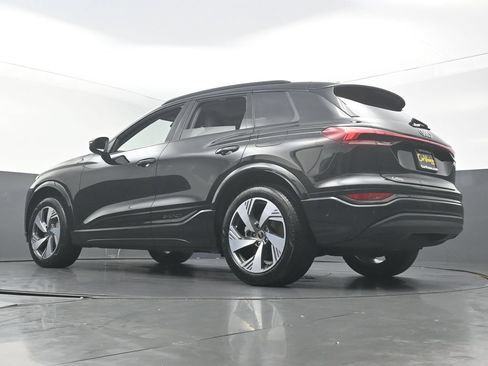 Used 2025 Audi Q6 e-tron Premium Plus w/ Premium Plus AWD/4WD image 43