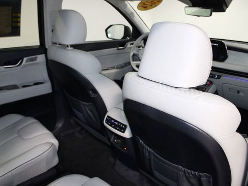 Used 2024 Hyundai Palisade Calligraphy image 34