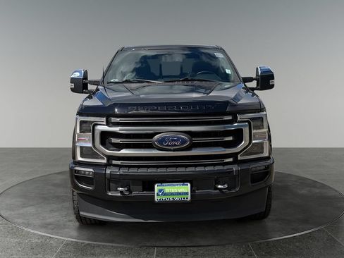 Used 2021 Ford F350 Platinum AWD/4WD image 3