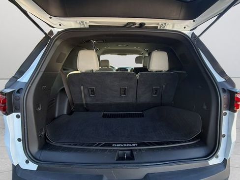 Certified 2022 Chevrolet Traverse LS image 19