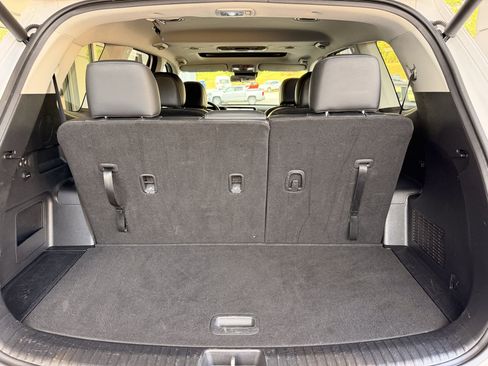 Used 2025 Kia Telluride S AWD/4WD image 7