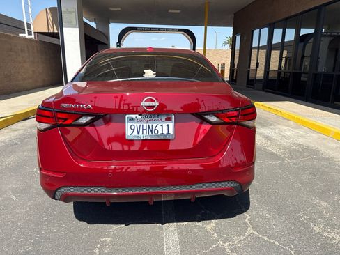 Used 2025 Nissan Sentra SV w/ SV Premium Package FWD image 5