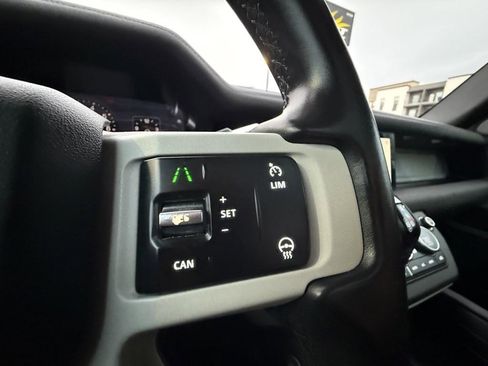 Used 2020 Land Rover Defender 110 First Edition AWD/4WD image 23