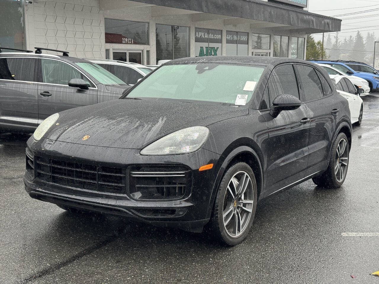 Used 2019 Porsche Cayenne Turbo AWD/4WD image 1
