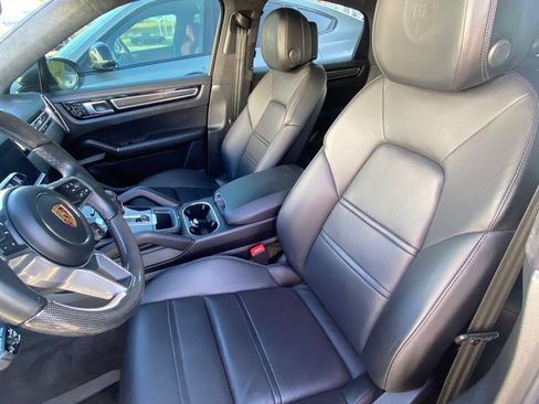 Used 2021 Porsche Cayenne GTS AWD/4WD image 7
