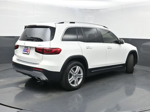 Used 2023 Mercedes-Benz GLB 250 4MATIC image 24