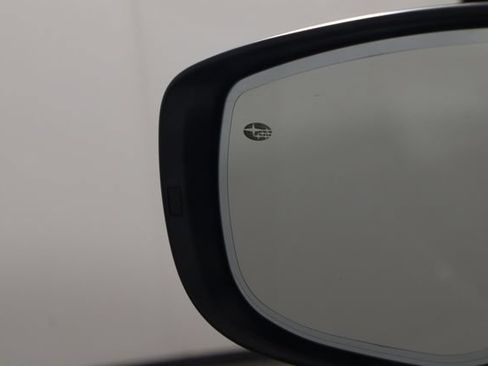 Used 2023 Subaru Forester Premium AWD/4WD image 28