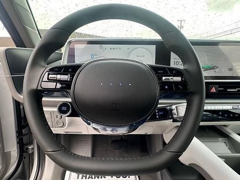 Used 2024 Hyundai Ioniq 6 SEL image 11