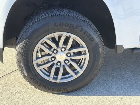 Used 2023 Chevrolet Colorado LT w/ LT Convenience Package image 12