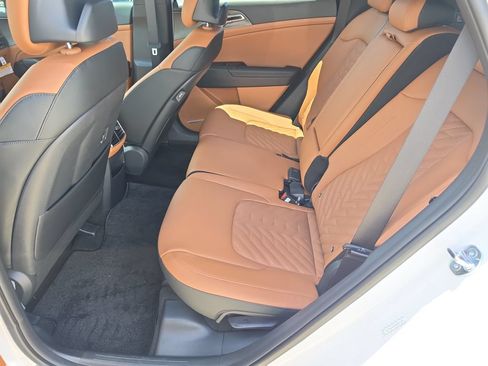 New 2026 Kia Sportage X-Line w/ X-Line Technology Package AWD/4WD image 17