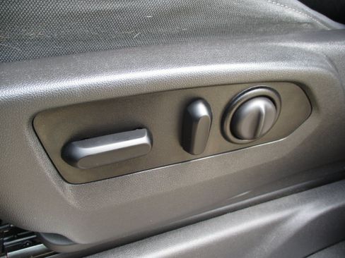 Used 2021 Chevrolet Silverado 1500 RST w/ Bed Protection Package AWD/4WD image 33