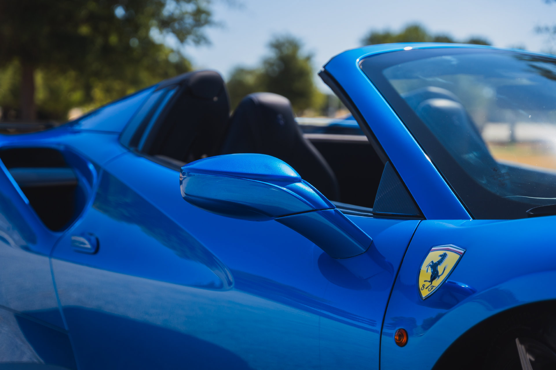 Used 2017 Ferrari 488 Spider RWD image 27