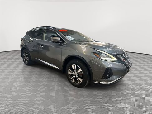 Used 2020 Nissan Murano SV w/ Premium Package image 2
