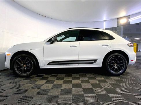 Certified 2023 Porsche Macan Turbo AWD/4WD image 2