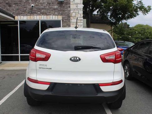 Used 2013 Kia Sportage LX FWD image 6