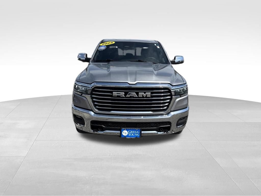 Used 2025 RAM 1500 Laramie AWD/4WD image 10