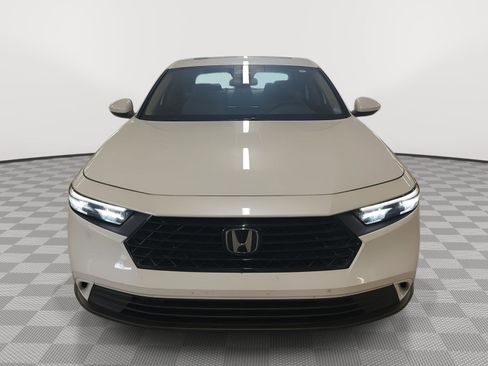 Used 2023 Honda Accord EX image 25