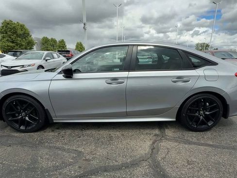 Used 2023 Honda Civic Sport image 5
