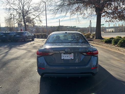 New 2025 Nissan Sentra SV image 6
