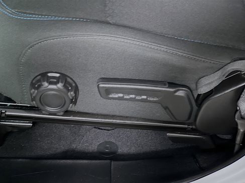 Used 2025 Jeep Wrangler Unlimited Rubicon 4xe w/ Safety Group image 16