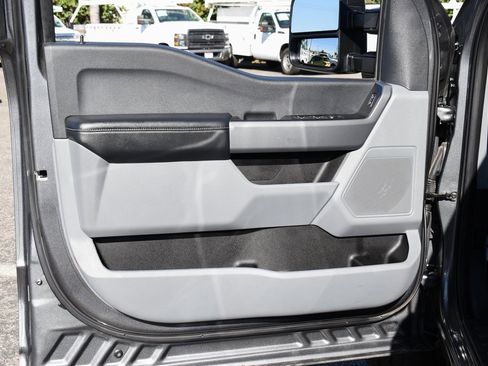 Used 2024 Ford F350 XLT image 16