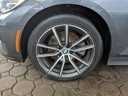 Used 2020 BMW 330i xDrive Sedan w/ Convenience Package image 11