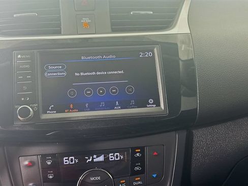 Used 2019 Nissan Sentra SV FWD image 14