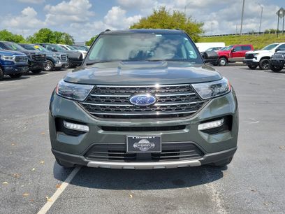 Certified 2022 Ford Explorer XLT w/ Equipment Group 202A