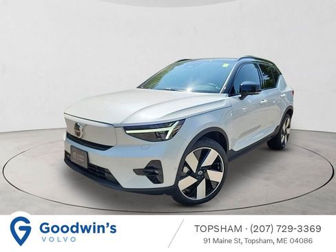 Certified 2024 Volvo XC40 Recharge Ultimate image 1