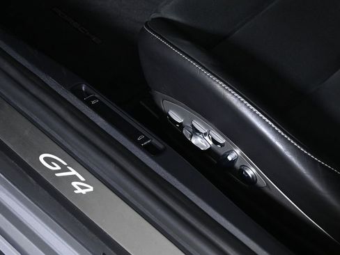 Used 2023 Porsche 718 Cayman GT4 image 20