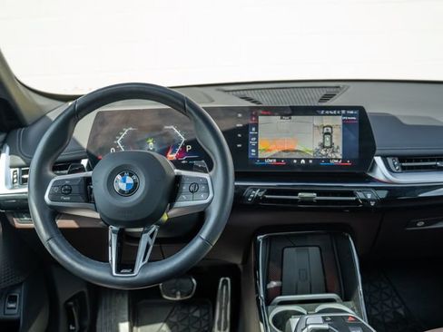 Used 2025 BMW X1 xDrive28i w/ Premium Package AWD/4WD image 22