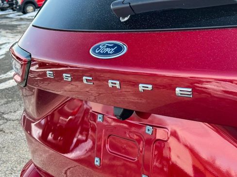 Used 2023 Ford Escape ST-Line w/ Tech Pack #1 image 16