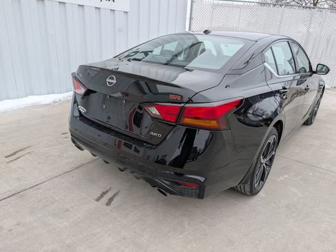 Used 2024 Nissan Altima 2.5 SR image 16