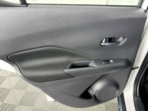 Used 2021 Nissan Kicks SV FWD image 44