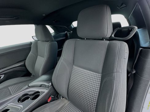 Used 2018 Dodge Challenger SXT w/ Blacktop Package image 13