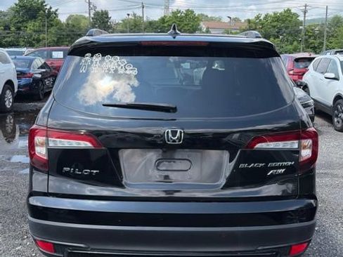Used 2022 Honda Pilot Black Edition image 3