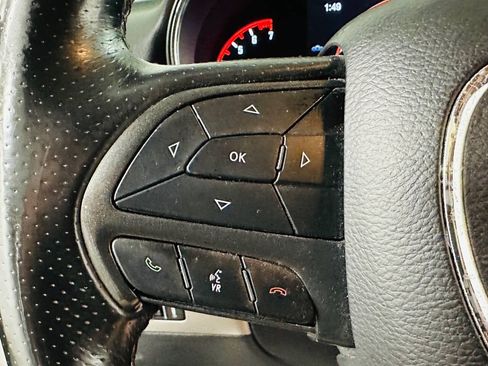 Used 2018 Dodge Durango SXT AWD/4WD image 16