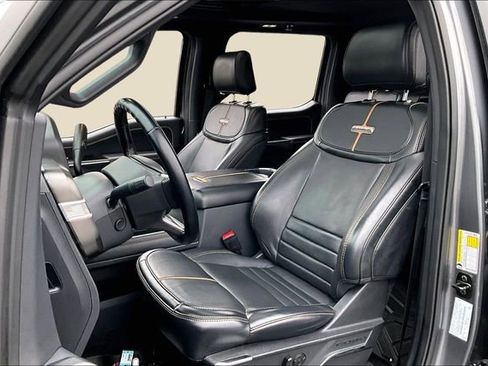 Used 2024 Ford F250 Platinum image 21