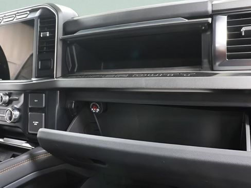 Used 2023 Ford F250 Platinum AWD/4WD image 32