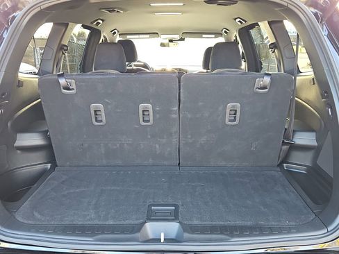 Used 2022 Honda Pilot Sport image 16