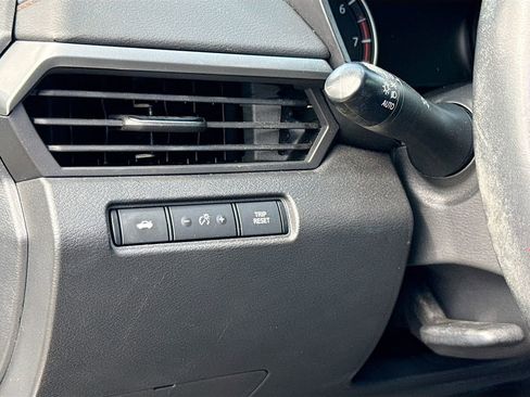 Used 2019 Nissan Altima 2.5 SR w/ SR Premium Package FWD image 11